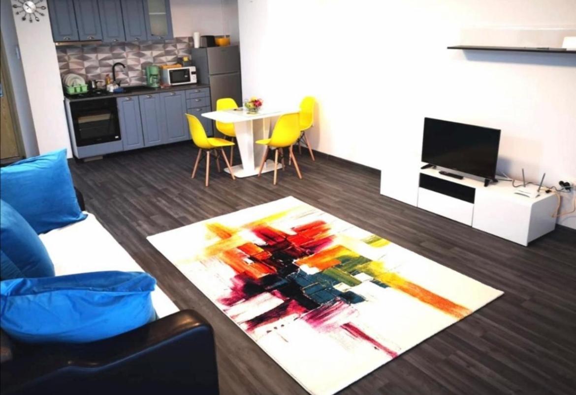 Apartament Spatios Cu 2 Camere In Centrul Statiunii Mamaia -73Mp - ! מראה חיצוני תמונה